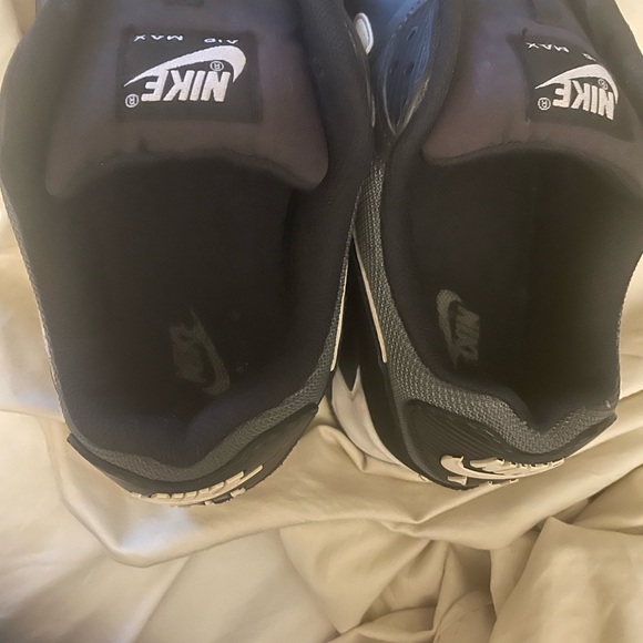 LIGHT USED NIKE PRO MAX
   MENS 90 RUNNING SNEAKER
      $161 on Amazon - Picture 2 of 9